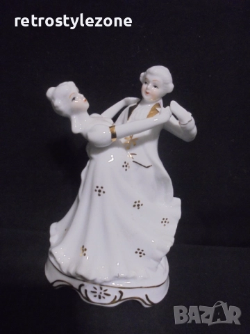 № 8277 Колекционерска порцеланова фигура – танцуваща двойка 