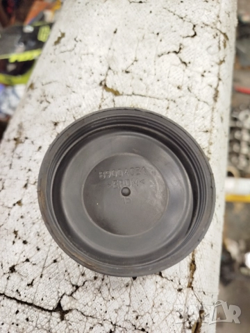 гумена капачка Valeo- 89004031, за фар, снимка 3 - Аксесоари и консумативи - 49655159