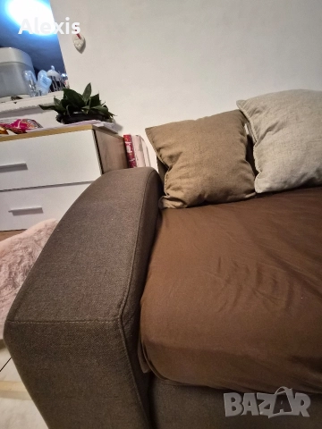 Продава се ъглов диван, снимка 3 - Дивани и мека мебел - 52889447