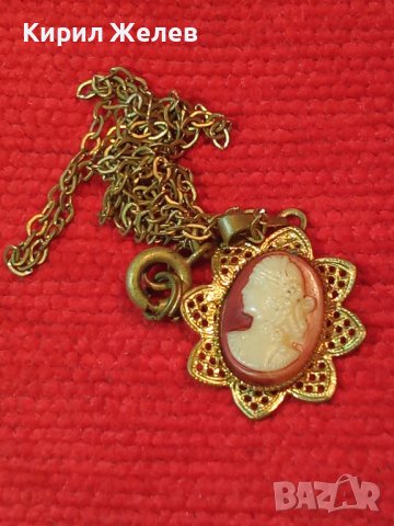 СТАРИННА КАМЕЯ МЕДАЛЬОН БИЖУ 30-те ГОДИНИ БРОНЗ ПОЗЛАТА 7115, снимка 2 - Колиета, медальони, синджири - 30695791