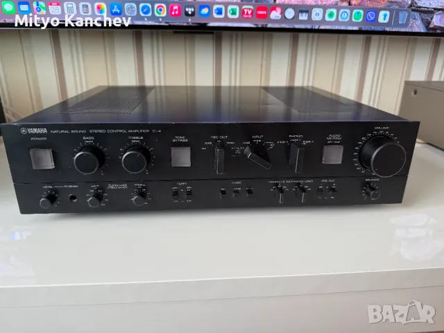 Предусилвател Yamaha C-4