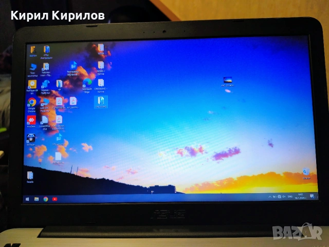 Лаптоп ASUS 556