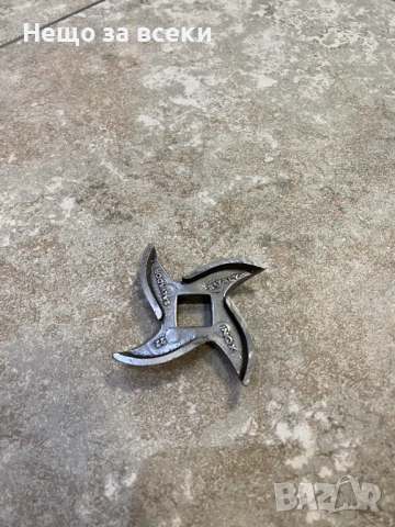 Решетки и ножове за електрически месомелачки, снимка 9 - Резервни части за машини - 51940662