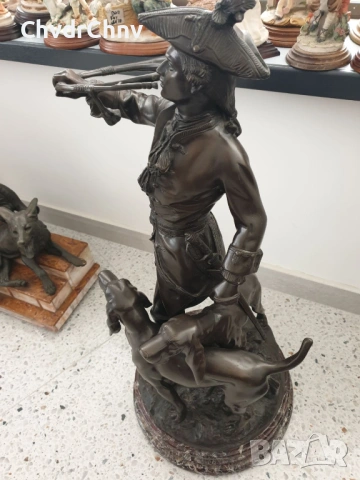 77см-43кг Moreau статуетка-композиция/голяма стара френска скулптура/фигура на ловец с кучета-хрътки, снимка 3 - Статуетки - 53483466
