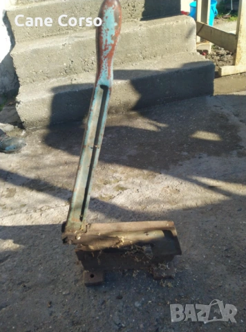 Наковалня, менгеме, гилотина, снимка 4 - Други инструменти - 53483008