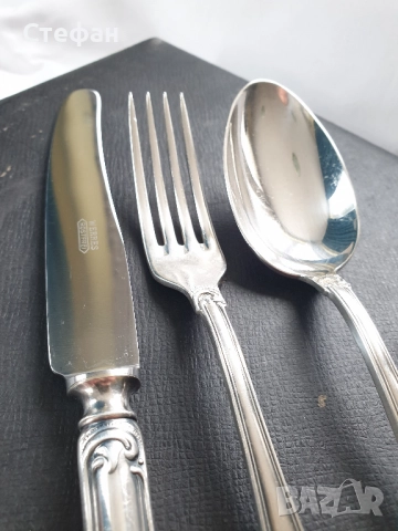Комплект посребрени прибори, снимка 8 - Антикварни и старинни предмети - 51941477
