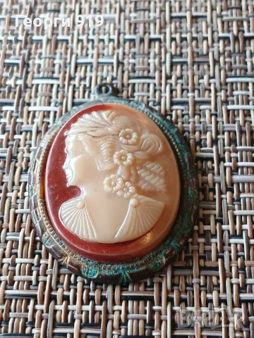 Камея висулка, снимка 1