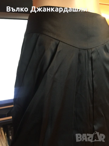 Черна копринена пола By Malene Birger , снимка 2 - Поли - 53231317