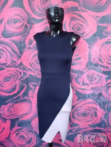 Тъмно синя офис рокля с бледо розово С