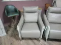 Бежов комплект кожени дивани с фотьойл с ел релакс механизъм, снимка 5