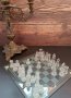 Чисто нов стъклен шах, снимка 1 - Настолни игри - 40993245