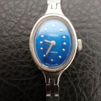 Стар дамски часовник , снимка 1 - Други ценни предмети - 39187338