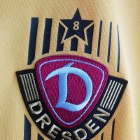 Dynamo Dresden Nike оригинална колекционерска тениска фланелка Динамо Дрезден размер М , снимка 1 - Тениски - 41898676
