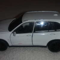 BMW X5 Welly - Мащаб 1:(34-39), снимка 2 - Колекции - 36515820