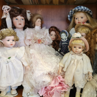Колекция от 10 порцеланови кукли, снимка 7 - Колекции - 44686248