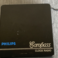 радиочасовник philips compass cloc radio, снимка 3 - Радиокасетофони, транзистори - 44926443
