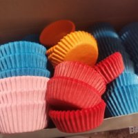 50 бр едноцветни малки хартиени капсули кошнички форми за бонбони хапки парти Кейк попс Cake pop, снимка 5 - Други - 27205767