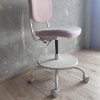 Детски стол за бюро Икеа, снимка 2 - Столове - 44239822