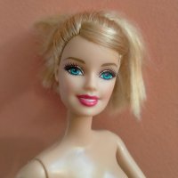 Колекционерска кукла Barbie Барби Mattel 308 3HF2, снимка 11 - Колекции - 44465135