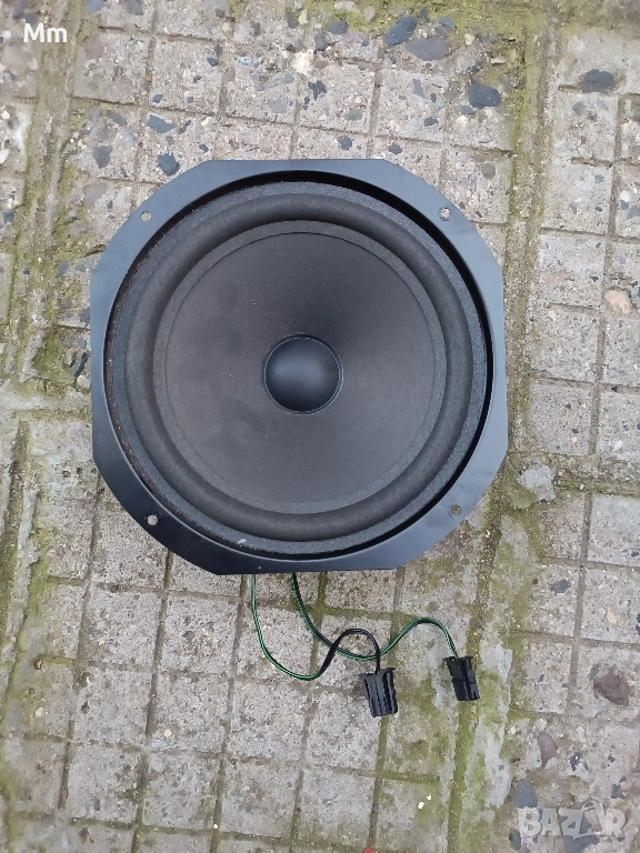 оригинален субуфер от clk w208, снимка 1