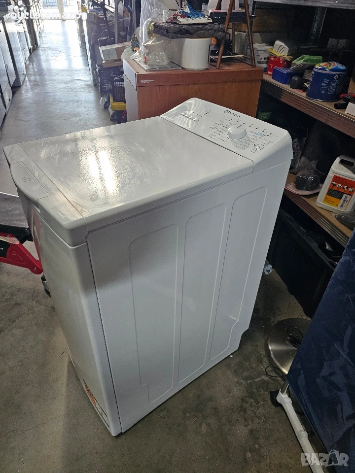 пералня с горно зареждане Indesit 6 кг., снимка 1
