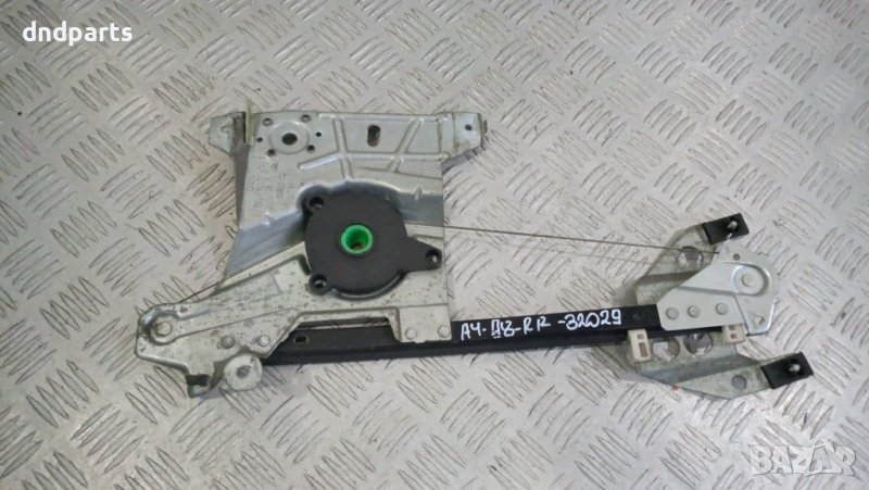 Стъклоповдигач врата Audi A4 B5 1998г.(заден десен)	, снимка 1