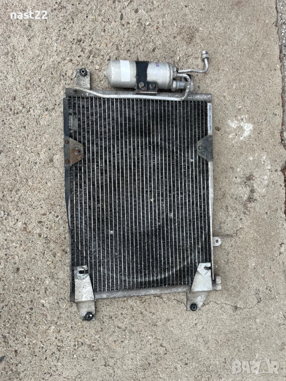 Радиатор климатик Сузуки Гранд Витара 1.6 1998-2005 год, снимка 1