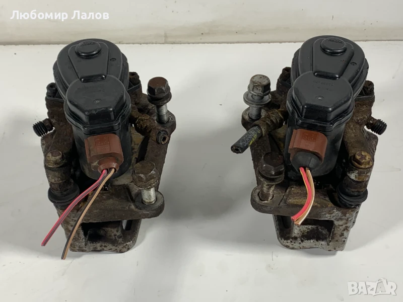 Задни спирачни апарати моторче ръчна спирачка  Audi A4 A5 (09-15)г. 32335478, снимка 1