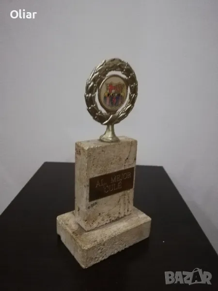 Спортна награда, купа с герба на Футболен клуб Барселона , снимка 1
