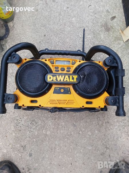 Радио и зарядно DeWalt, снимка 1