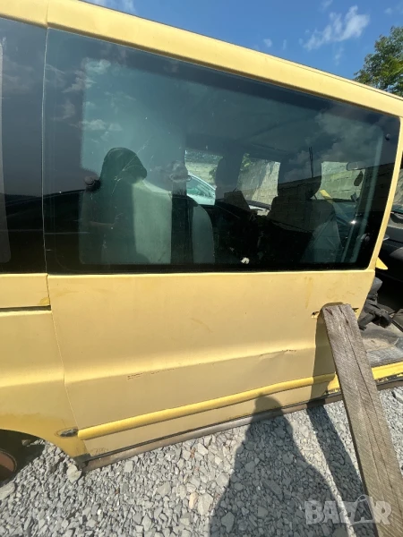 Плъзгаща врата за мерцедес вито странична w638 със стъкло, снимка 1