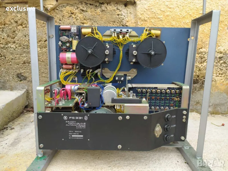 четец перфоленти, снимка 1