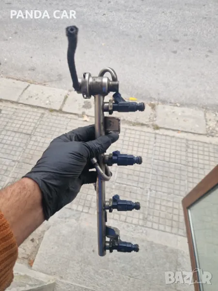 Рейка с дюзи и дросел за VW 1.8T, снимка 1