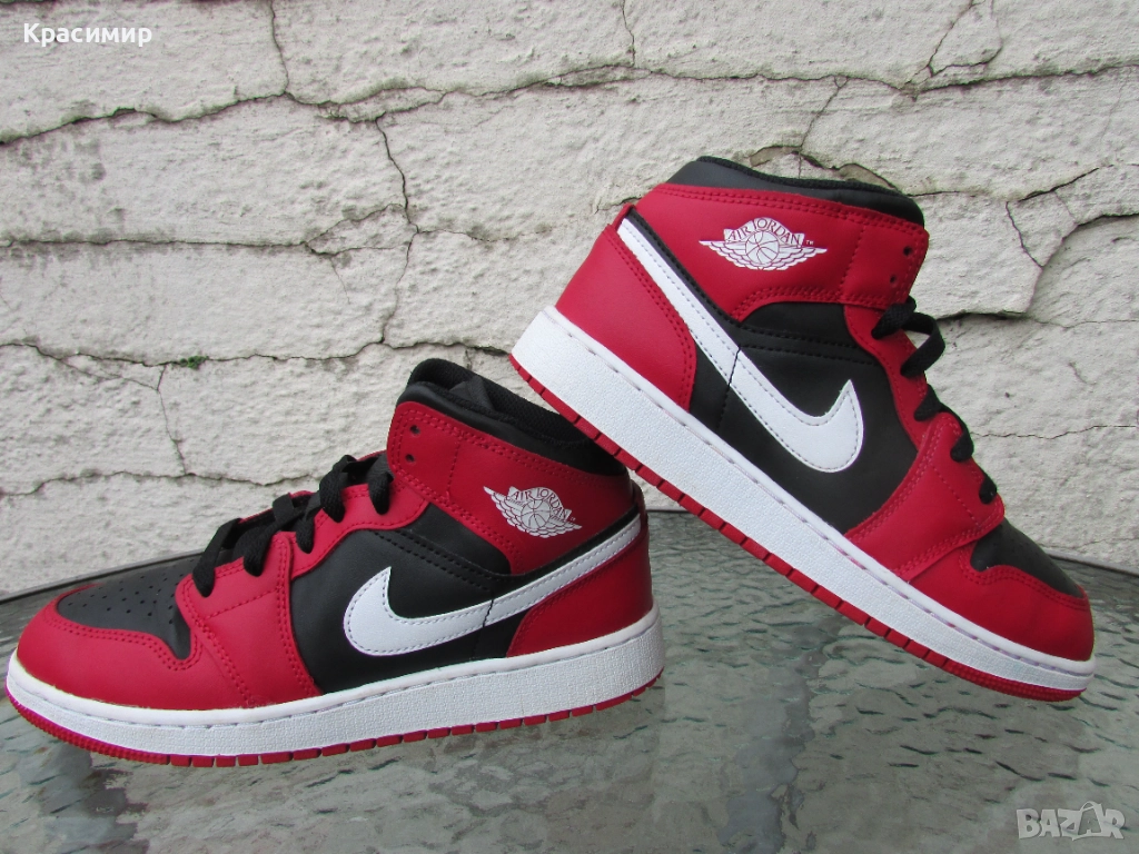 Маратонки Nike Air Jordan 1 Mid, снимка 1