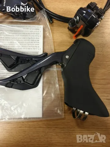Комплект SHIMANO ULTEGRA DI2 ST-R8070 + BR-R8070, снимка 7 - Части за велосипеди - 38831524
