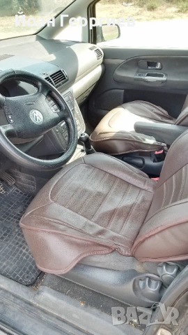 VW Sharan 1.9 TDI, снимка 13 - Автомобили и джипове - 53241215