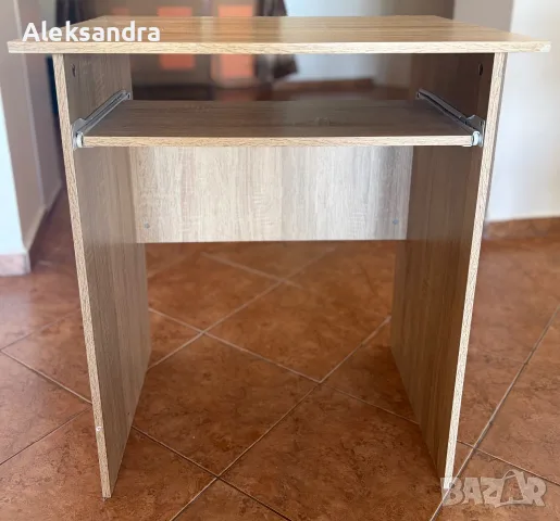 Малко бюро 60х48х68