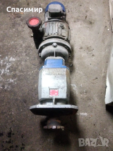 Ел двигател с редуктор и Вариатор 0,75kw на 1400обр изх 1,8/3,1обр, снимка 2 - Електродвигатели - 53038145