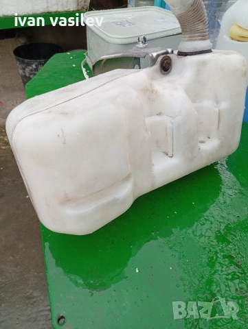 Продавам казанче за Чистачките на Фият Ситроен Пежо Дукато Джъмпер., снимка 3 - Части - 52581586