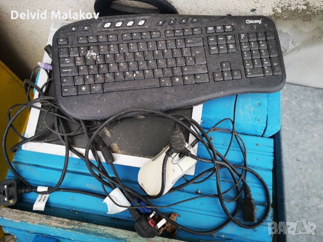 Продавам мишка, клавиатура и монитор! , снимка 1 - Кабели и адаптери - 35667068