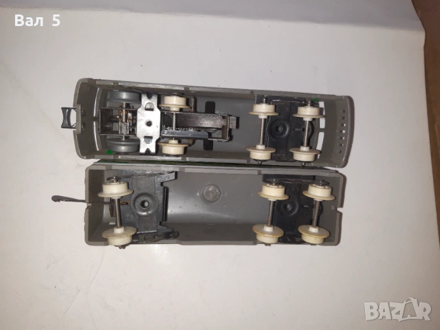 Стара механична играчка - влак , локомотив с вагон . Работи, снимка 8 - Антикварни и старинни предмети - 53665527