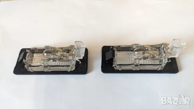 Светлини на регистрационния номер за Skoda Octavia III - OEM, снимка 2 - Части - 49872428
