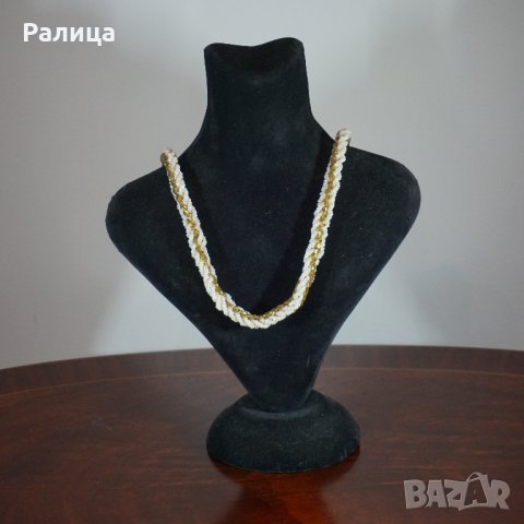 Елегантни Колиета, снимка 5 - Колиета, медальони, синджири - 35891939