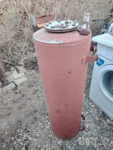 Хромникелов водо съдържател 80 литра с фланец