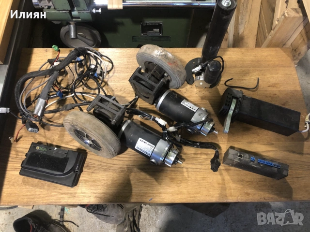 Постоянно токови DC 24v мотори с редуктори 25:1, спирачка и колелца, снимка 3 - Други машини и части - 53019575