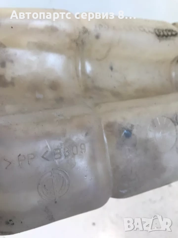 Съд за разширяване на охладителната течност за Alfa Romeo 156 2005 1.9 M-Jet Оригинален B309, снимка 2 - Части - 53068488