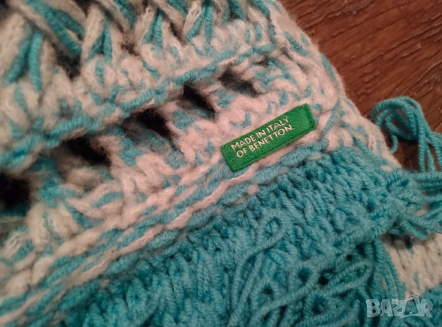 Шал BENETTON, ръчна плетка, много рядък модел., снимка 3 - Шалове - 52848768
