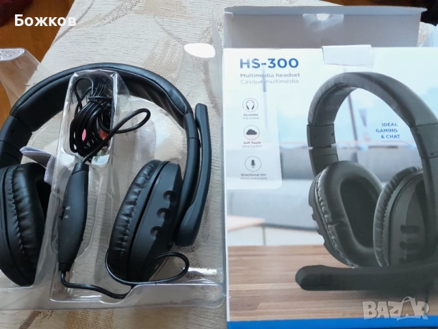 Слушалки HS-300