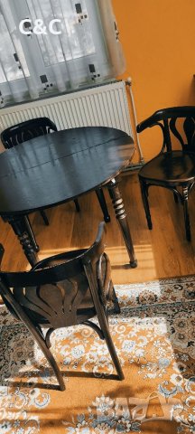 Маса със три стола , снимка 1