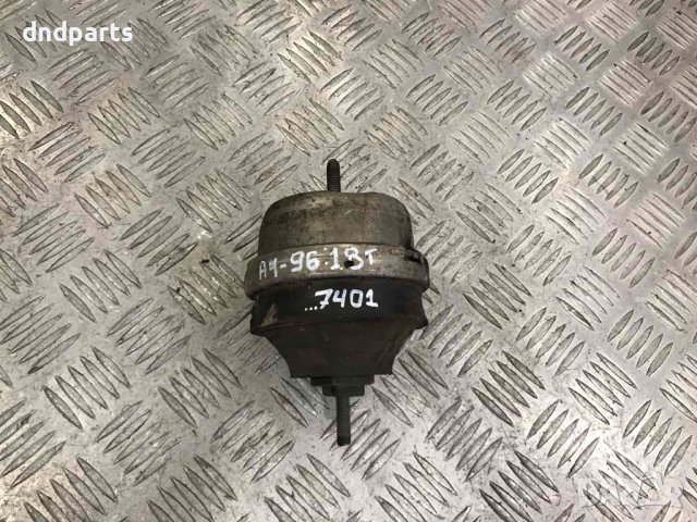 Тампон двигател Audi A4,1.8T,1996г.